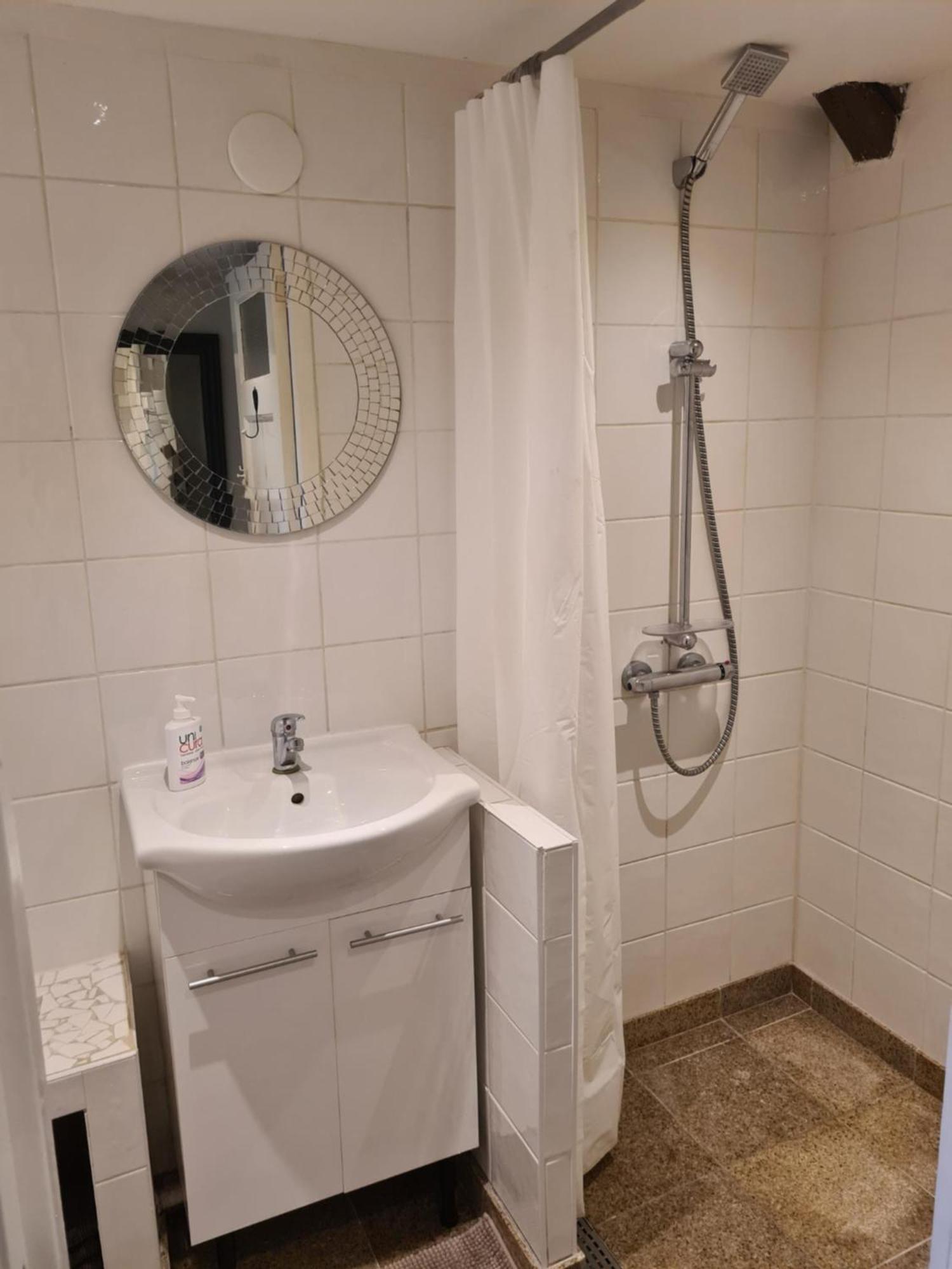 Bed & Breakfast 28 Appartement Met Prive Tuin Assen Exterior foto