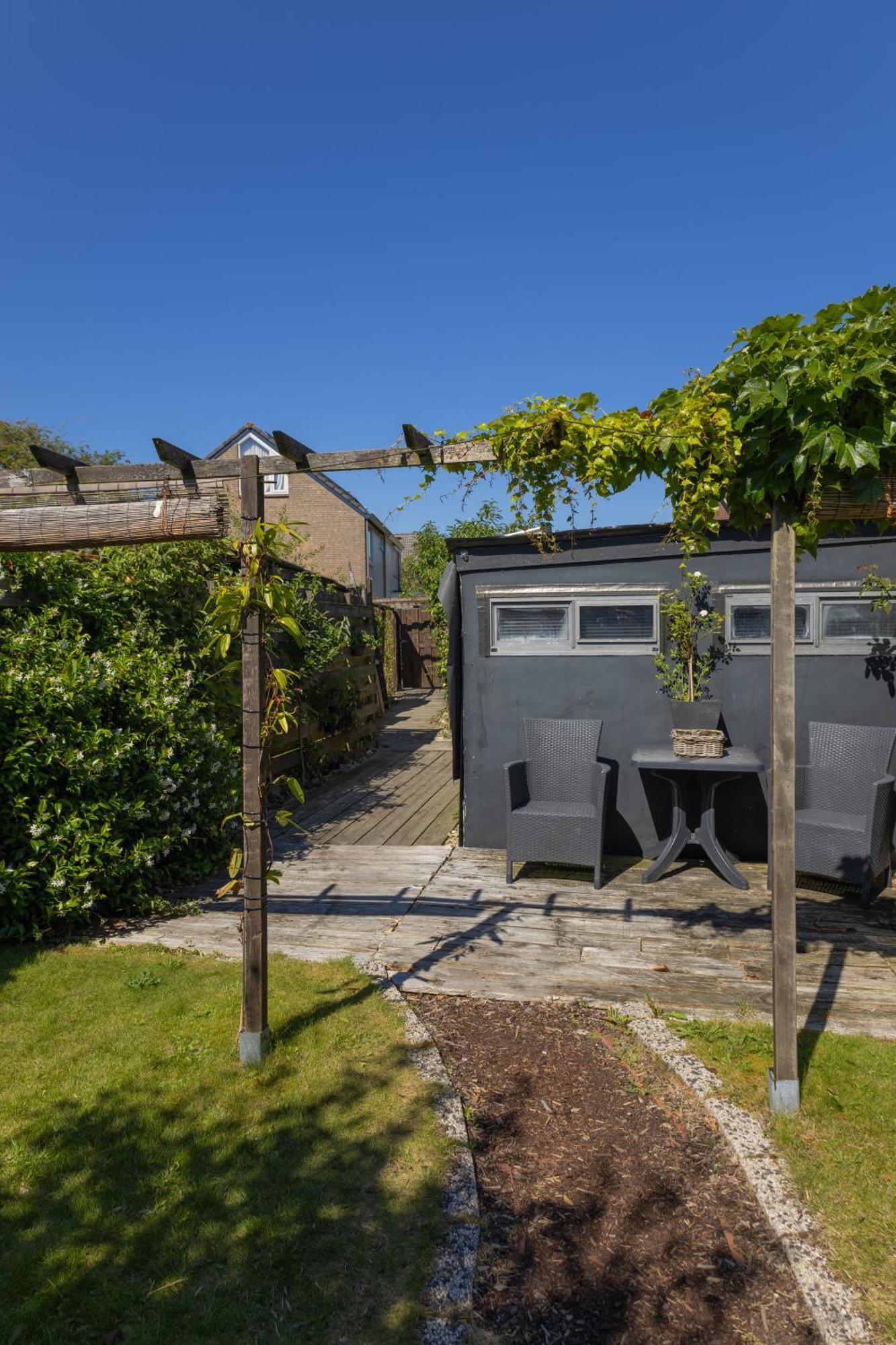 Bed & Breakfast 28 Appartement Met Prive Tuin Assen Exterior foto